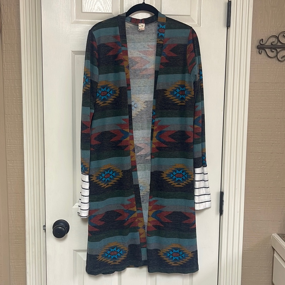 7th Ray cardigan. Size small. Used, but good condition.